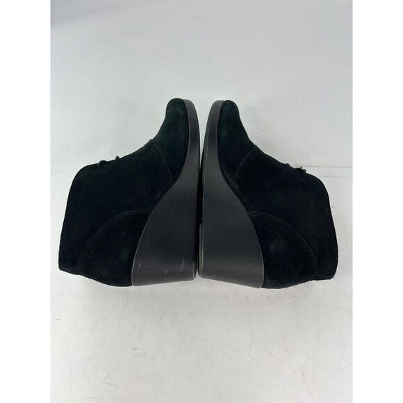 CROCS Leigh Black Suede Wedge Shootie US 8.5 Ladies Ankle Boot Booties Shoes - Picture 9 of 15
